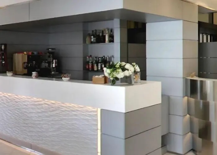 酒店 拉奎拉酒店 2*