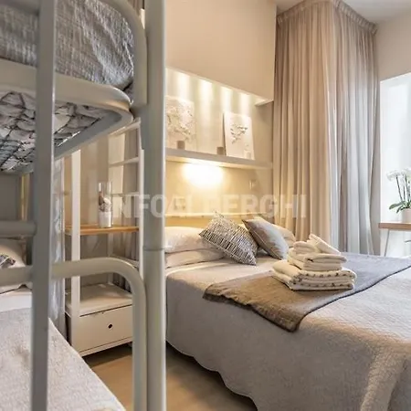 Hotel Aquila 2*