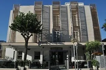 Aquila Otel 2*
